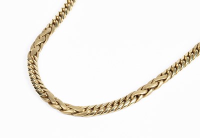 Lot 392 - A 14k gold chain link necklace