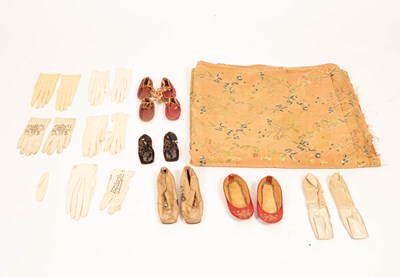 Lot 91 - Assorted ladies evening gloves
