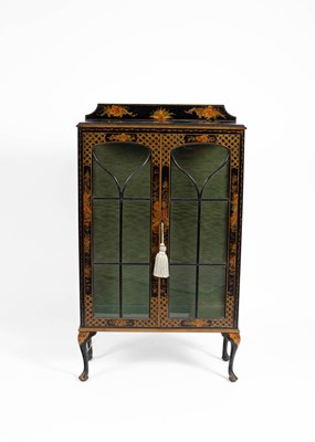 Lot 208 - A Chinoiserie decorated display cabinet