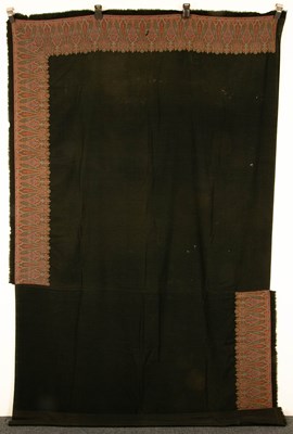 Lot 691 - An Indian dark green shawl