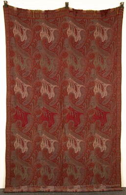 Lot 687 - An Indian Kashmiri shawl