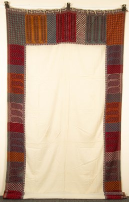 Lot 681 - An Indian Kashmiri shawl