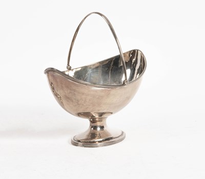 Lot 349 - A George III swing-handled silver sugar basin