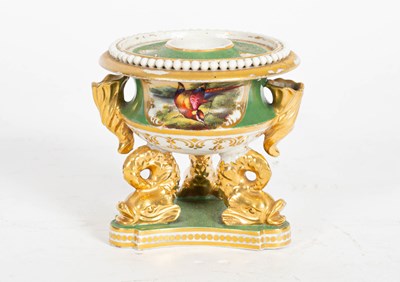 Lot 286 - A Flight porcelain inkwell