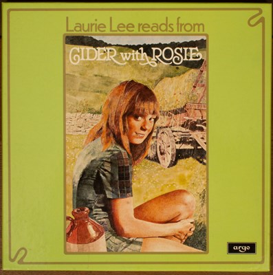 Lot 880 - Lee (Laurie)