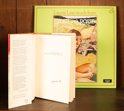 Lot 880 - Lee (Laurie)