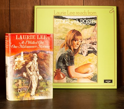 Lot 880 - Lee (Laurie)