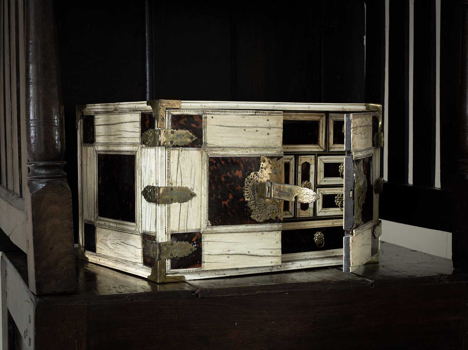 Lot 426 - A late 17th Century Iberian ivory and tortoiseshell casket