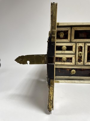 Lot 426 - A late 17th Century Iberian ivory and tortoiseshell casket