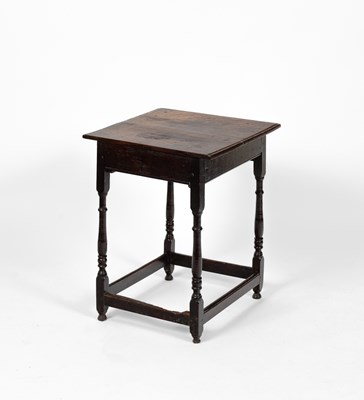 Lot 4 - A small Queen Anne oak side table
