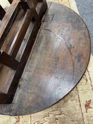 Lot 24 - A small George I oak gateleg table