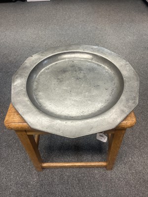 Lot 7 - An early 18th Century twelve-sided pewter dish