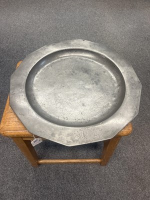 Lot 7 - An early 18th Century twelve-sided pewter dish