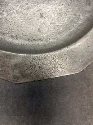 Lot 7 - An early 18th Century twelve-sided pewter dish