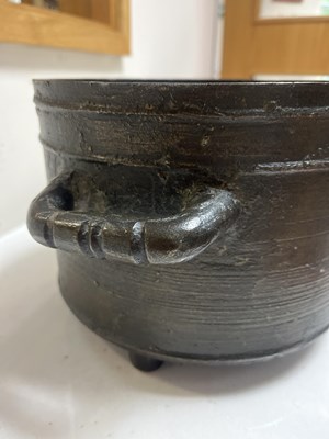 Lot 55 - A 17th Century bronze cooking pot