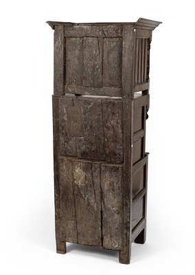 Lot 37 - A Queen Anne narrow oak tridarn