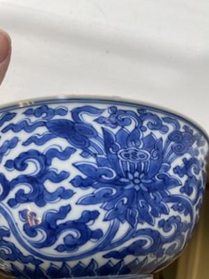 Lot 578 - A pair of Chinese blue and white ‘Lotus’ bowls