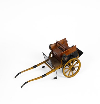 Lot 564 - A model wooden 'Ralli car'