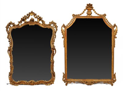 Lot 350 - A giltwood mirror