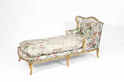 Lot 351 - A Victorian gilt framed chaise longue