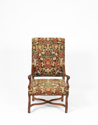 Lot 182 - A Régence walnut armchair