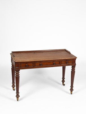 Lot 414 - A Victorian mahogany washstand