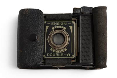 Lot 784 - An Ensign double-8 camera