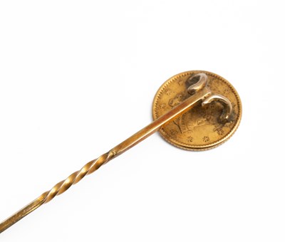 Lot 264 - A yellow metal tie pin mounted with a USA 1850 1 Dollar coin