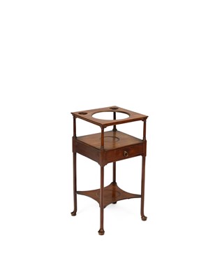 Lot 419 - A George II mahogany washstand