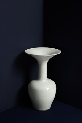 Lot 437 - Dame Lucie Rie (1902-1995)