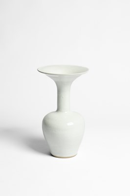 Lot 437 - Dame Lucie Rie (1902-1995)