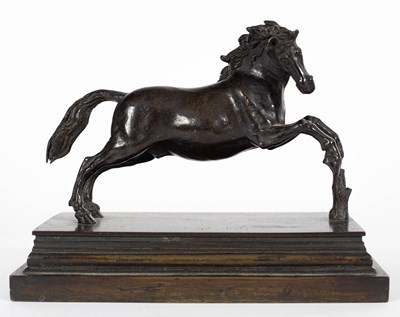 Lot 137 - A 19th Century Grand Tour bronze of a leaping horse