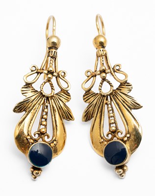 Lot 189 - A pair of Portuguese high carat gold and blue enamel earrings