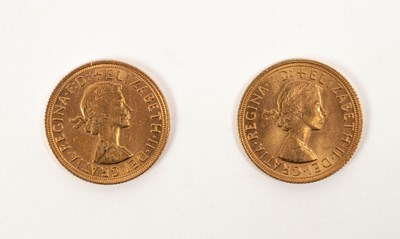 Lot 349 - Two 1959 full sovereigns