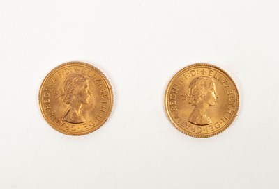 Lot 353 - Two 1966 full sovereigns