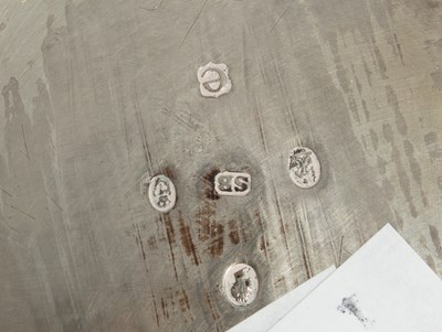 Lot 58 - A George IV Irish silver teapot