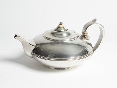 Lot 72 - A George IV silver bullet teapot