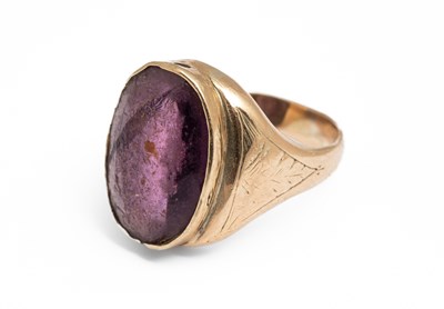 Lot 288 - A single stone ring