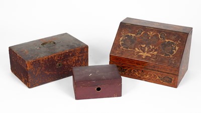 Lot 774 - An inlaid stationery box