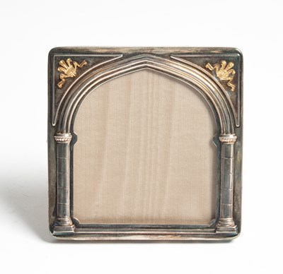 Lot 99 - A silver photograph frame