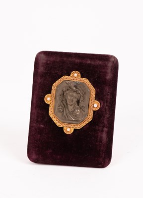 Lot 14 - A Victorian lava stone cameo brooch