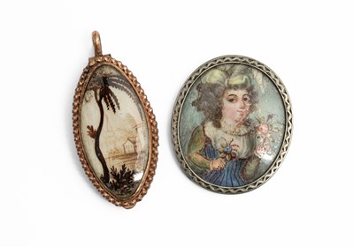 Lot 337 - A late 18th/ early 19th century gilt metal and sepia navette memorial locket