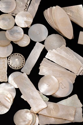 Lot 579 - A quantity of mother-of-pearl gaming tokens