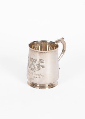 Lot 42 - A George III style silver presentation mug