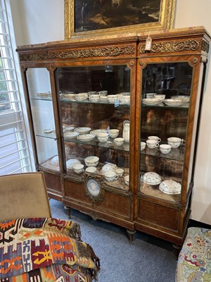 Lot 294 - A Louis XVI style kingwood vitrine