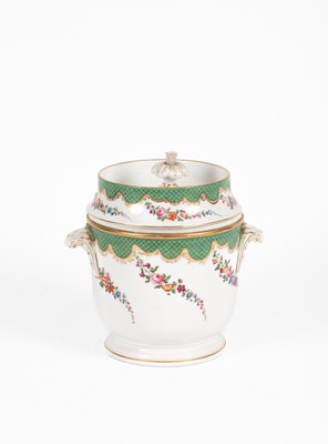 Lot 80 - A porcelain ice pail
