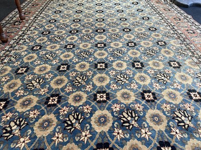 Lot 405 - A fine Veramin carpet