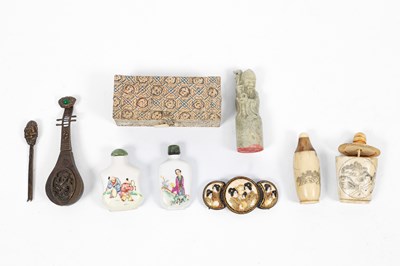 Lot 268 - A small group of Asian items