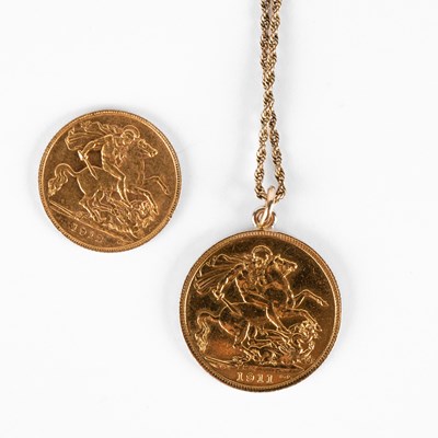 Lot 178 - A George V 1911 gold sovereign
