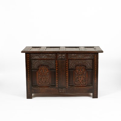 Lot 25 - A 17th Century oak coffer